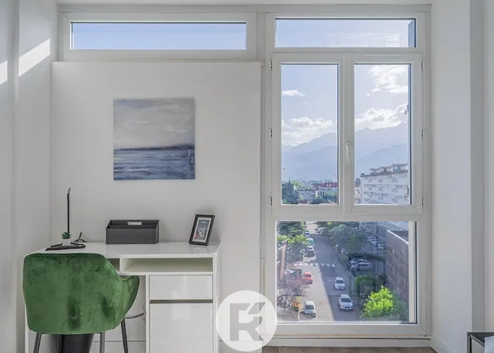 R'apparts T2 Le Belledonne View 公寓 *